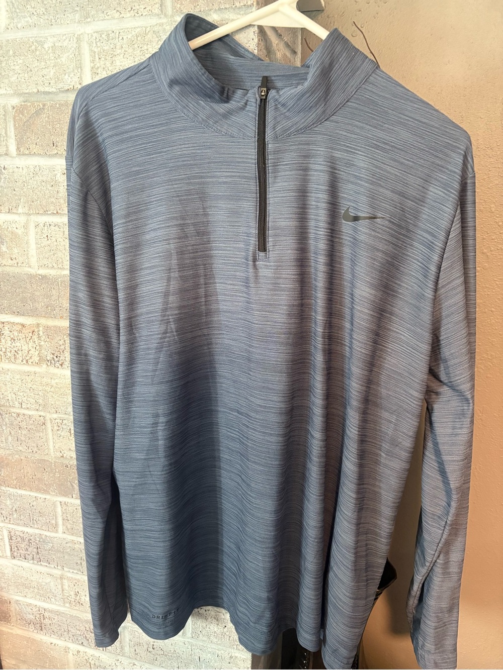 Nike Men’s Heather Blue-Gray Quarter-Zip Performance Jacket